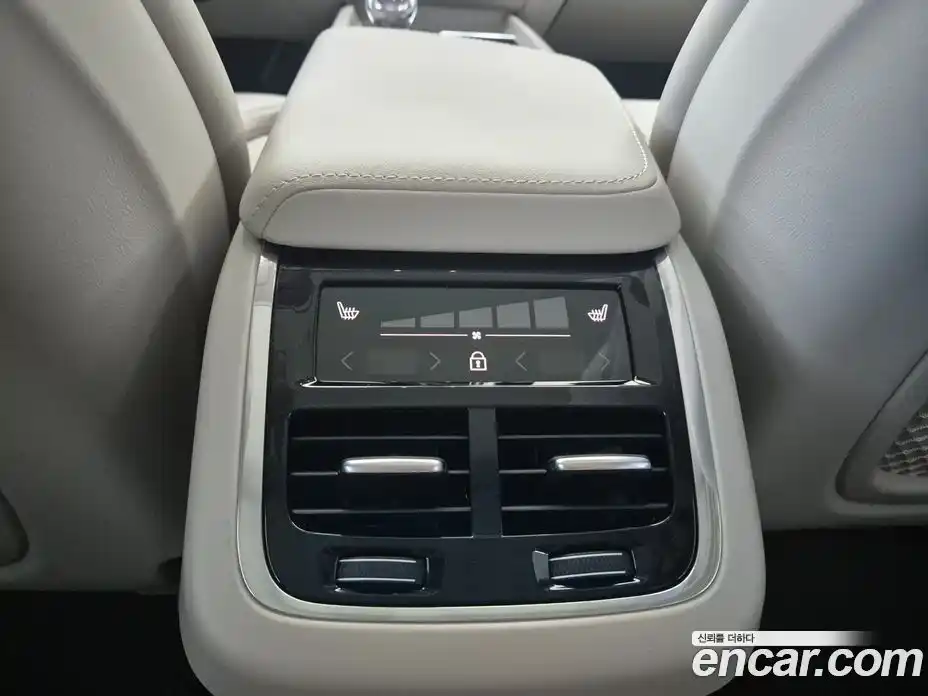 Volvo XC60 2026 2.0 гидро в Москве № 2131599, фото 15