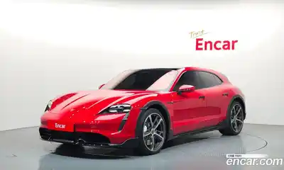 Porsche Taycan Turbo Cross Turismo