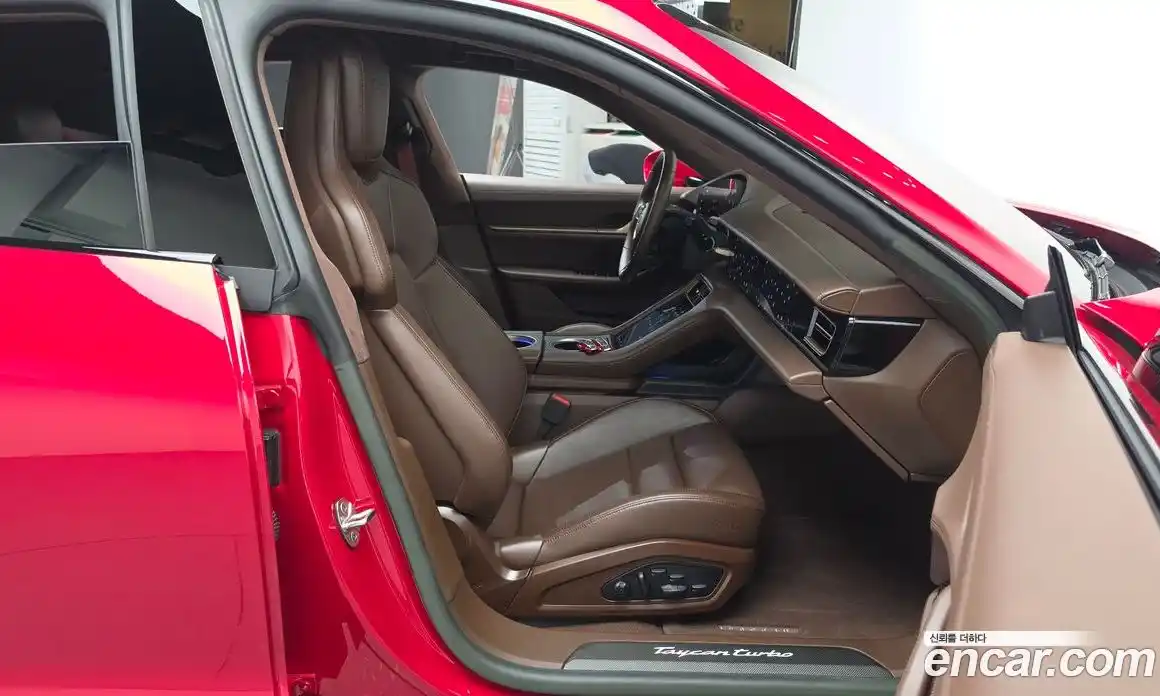 Porsche Taycan 2022 0.1 гидро в Москве, фото 12