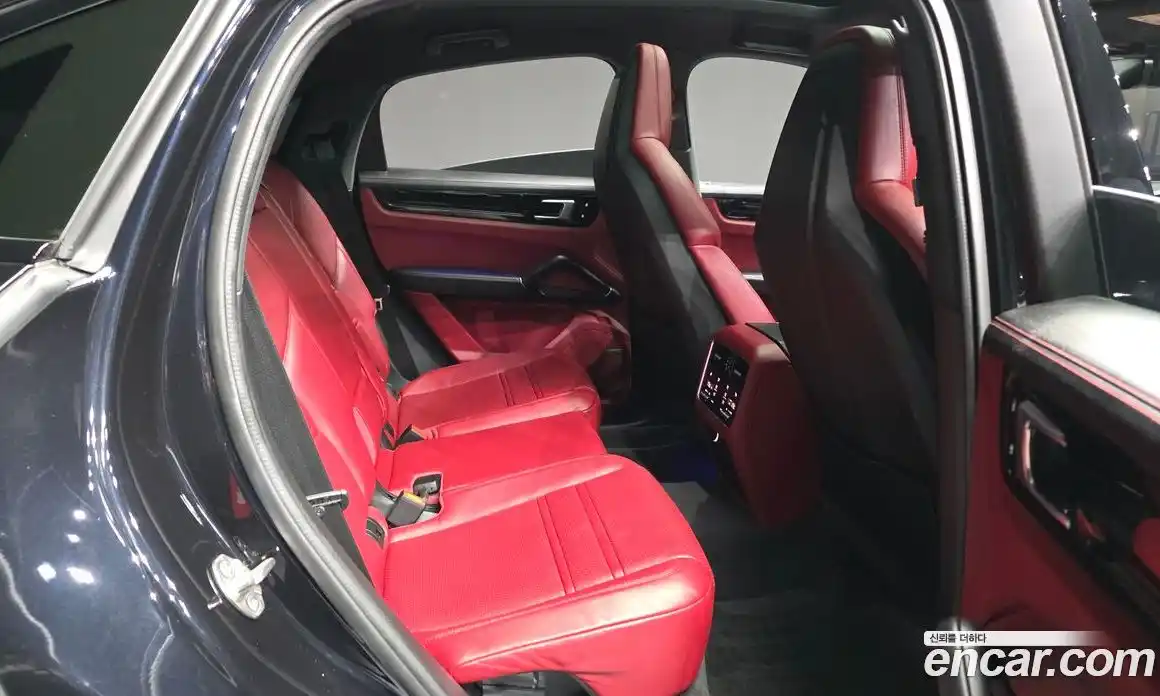 Porsche Cayenne 2021 3.0 гидро в Москве № 2131702, фото 12