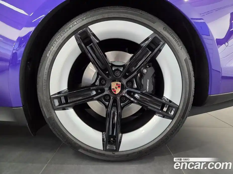 Porsche Taycan 2025 0.2 гидро в Москве, фото 5