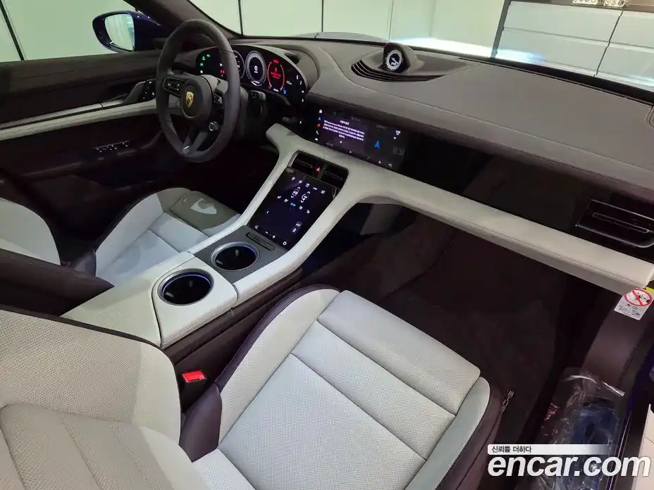 Porsche Taycan 2025 0.2 гидро в Москве, фото 9