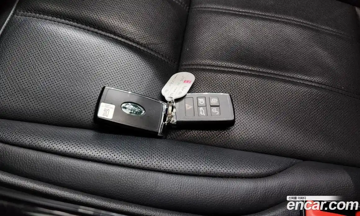 Land Rover Range-Rover Evoque 2022 2.0 гидро в Москве № 2131847, фото 15