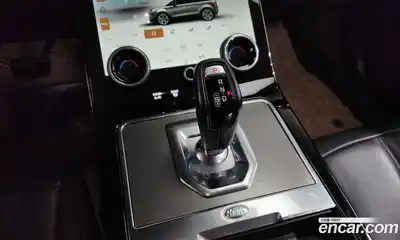 Land Rover Range-Rover Evoque 2022 2.0 гидро в Москве № 2131847, миниатюра 9