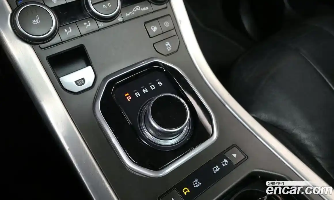Land Rover Range-Rover Evoque 2018 2.0 гидро в Москве № 2131873, фото 12