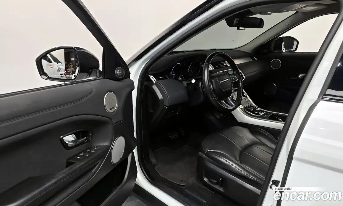 Land Rover Range-Rover Evoque 2018 2.0 гидро в Москве № 2131873, фото 13