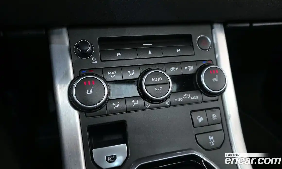 Land Rover Range-Rover Evoque 2018 2.0 гидро в Москве № 2131873, фото 24