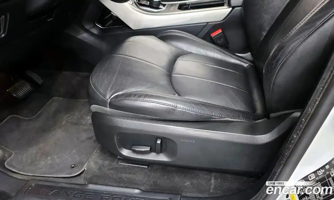 Land Rover Range-Rover Evoque 2018 2.0 гидро в Москве № 2131873, фото 29