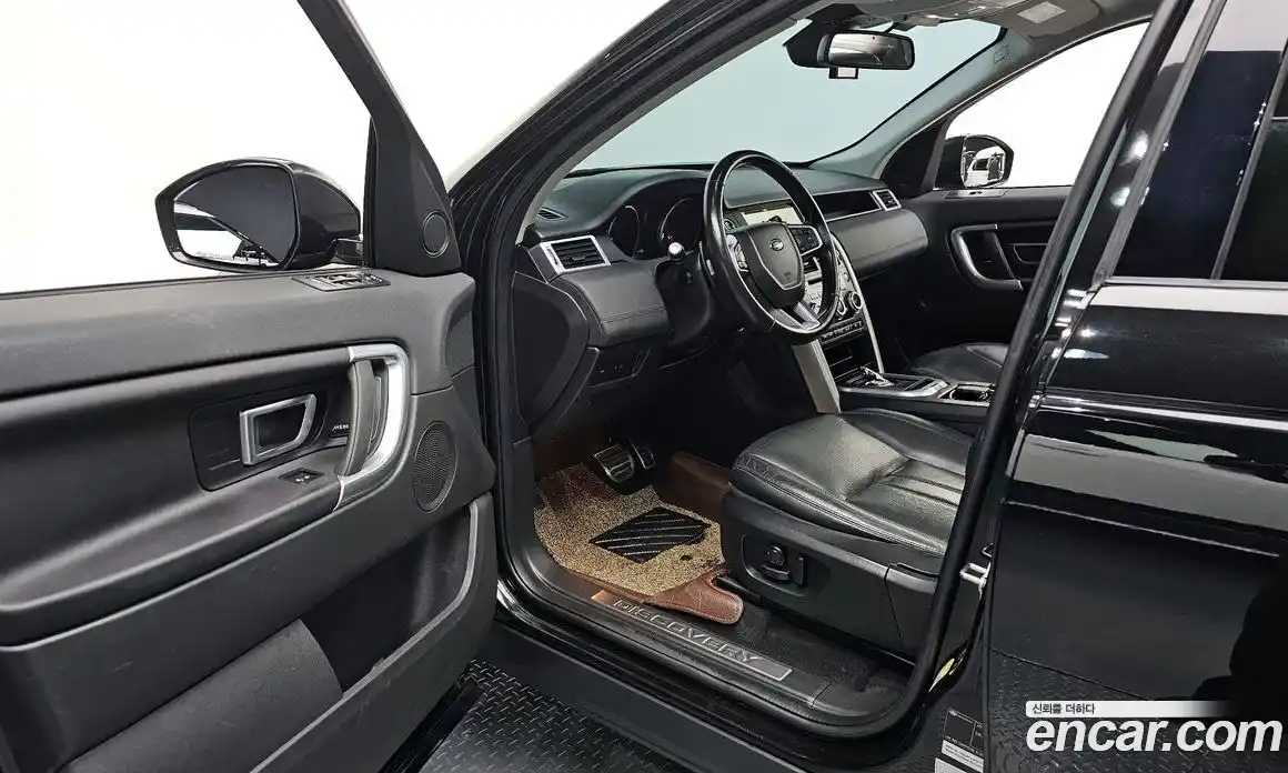 Land Rover Discovery Sport 2017 2.0 гидро в Москве № 2131929, фото 13