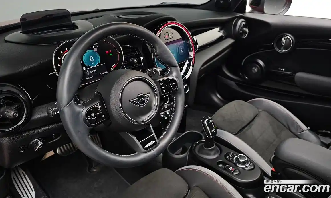 Mini Cooper 2024 2.0 гидро в Москве № 2132081, фото 9