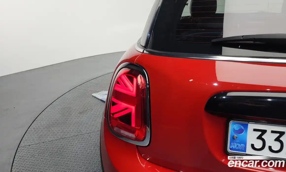 Mini Cooper 2018 2.0 гидро в Москве № 2132100, фото 9