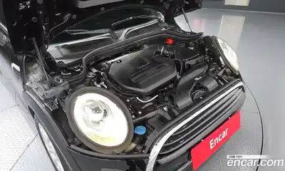 Mini Cooper 2018 1.5 гидро в Москве № 2132120, миниатюра 6