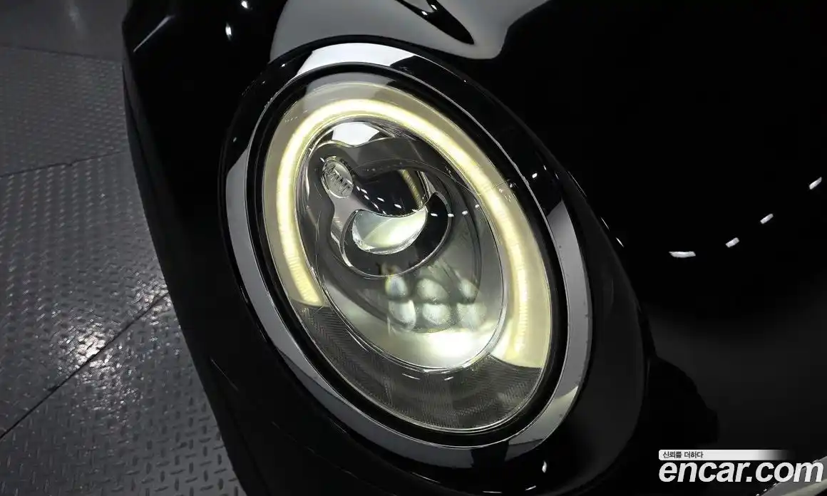 Mini Cooper 2018 1.5 гидро в Москве № 2132120, фото 8