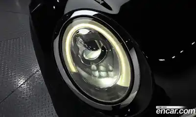Mini Cooper 2018 1.5 гидро в Москве № 2132120, миниатюра 8