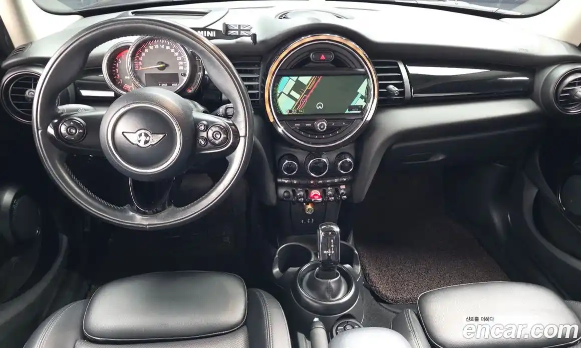 Mini Cooper 2018 1.5 гидро в Москве № 2132120, фото 10