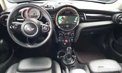 Mini Cooper 2018 1.5 гидро в Москве № 2132120, миниатюра 10