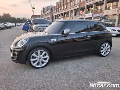 Mini Cooper 2020 2.0 гидро в Москве № 2132165, миниатюра 3