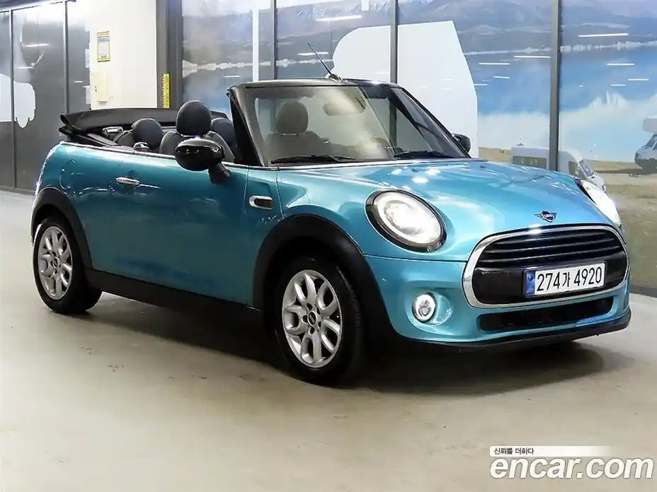 Mini Cooper Convertible 2020 1.5 гидро в Москве № 2132181, фото 6