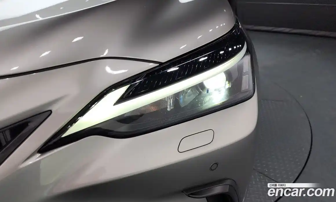 Lexus NX 2023 2.5 гидро в Москве № 2132310, фото 8