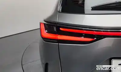 Lexus NX 2023 2.5 гидро в Москве № 2132310, миниатюра 9