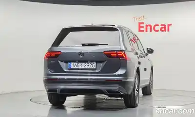 Volkswagen Tiguan 2020 2.0 гидро в Москве № 2132415, миниатюра 4