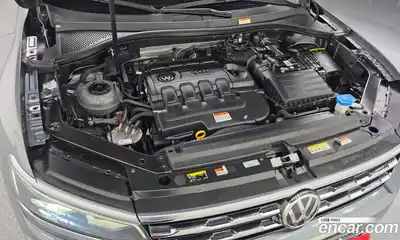 Volkswagen Tiguan 2020 2.0 гидро в Москве № 2132415, миниатюра 6