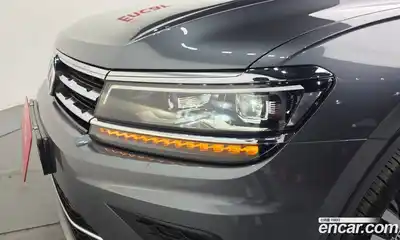 Volkswagen Tiguan 2020 2.0 гидро в Москве № 2132415, миниатюра 8
