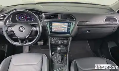 Volkswagen Tiguan 2020 2.0 гидро в Москве № 2132415, миниатюра 10