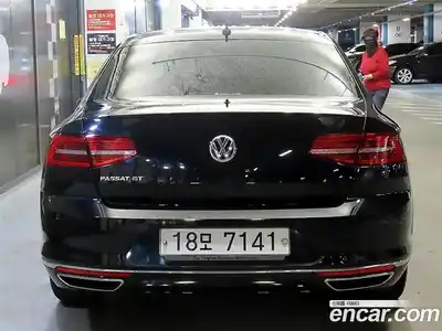 Volkswagen Passat 2018 2.0 гидро в Москве № 2132596, миниатюра 5