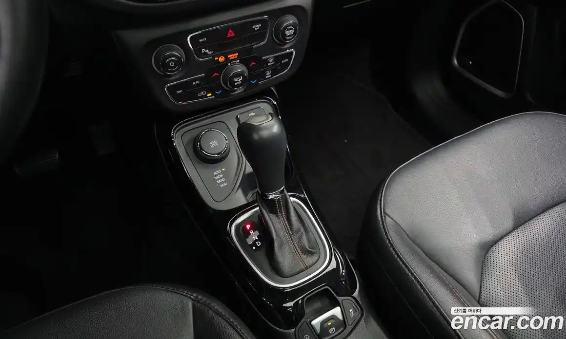 Jeep Compass 2019 2.4 гидро в Москве № 2132689, фото 12