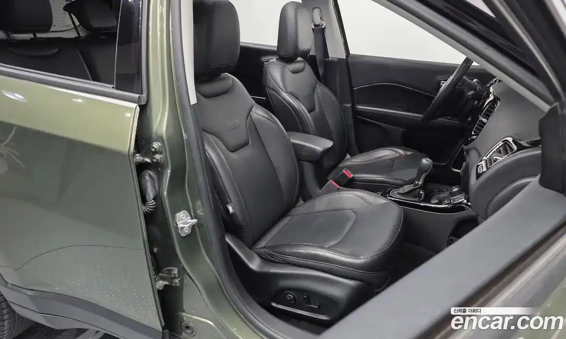 Jeep Compass 2019 2.4 гидро в Москве № 2132689, фото 18