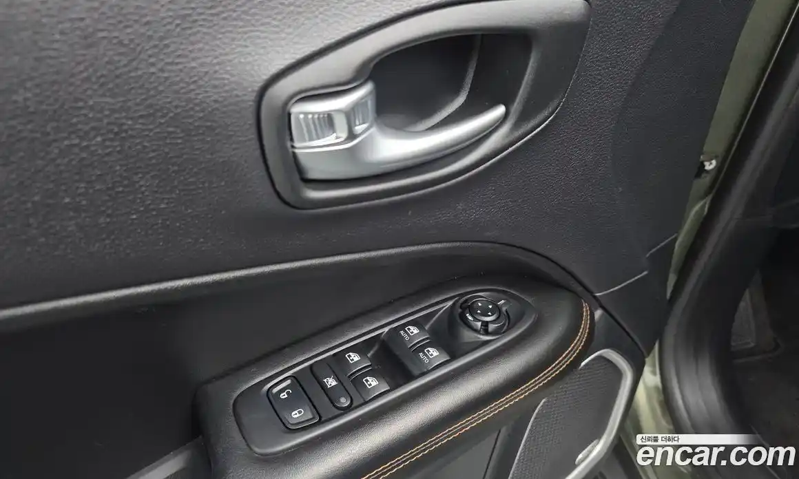 Jeep Compass 2019 2.4 гидро в Москве № 2132689, фото 20