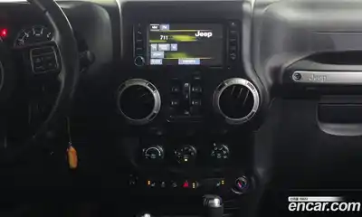 Jeep Wrangler 2015 3.6 гидро в Москве № 2132777, миниатюра 12