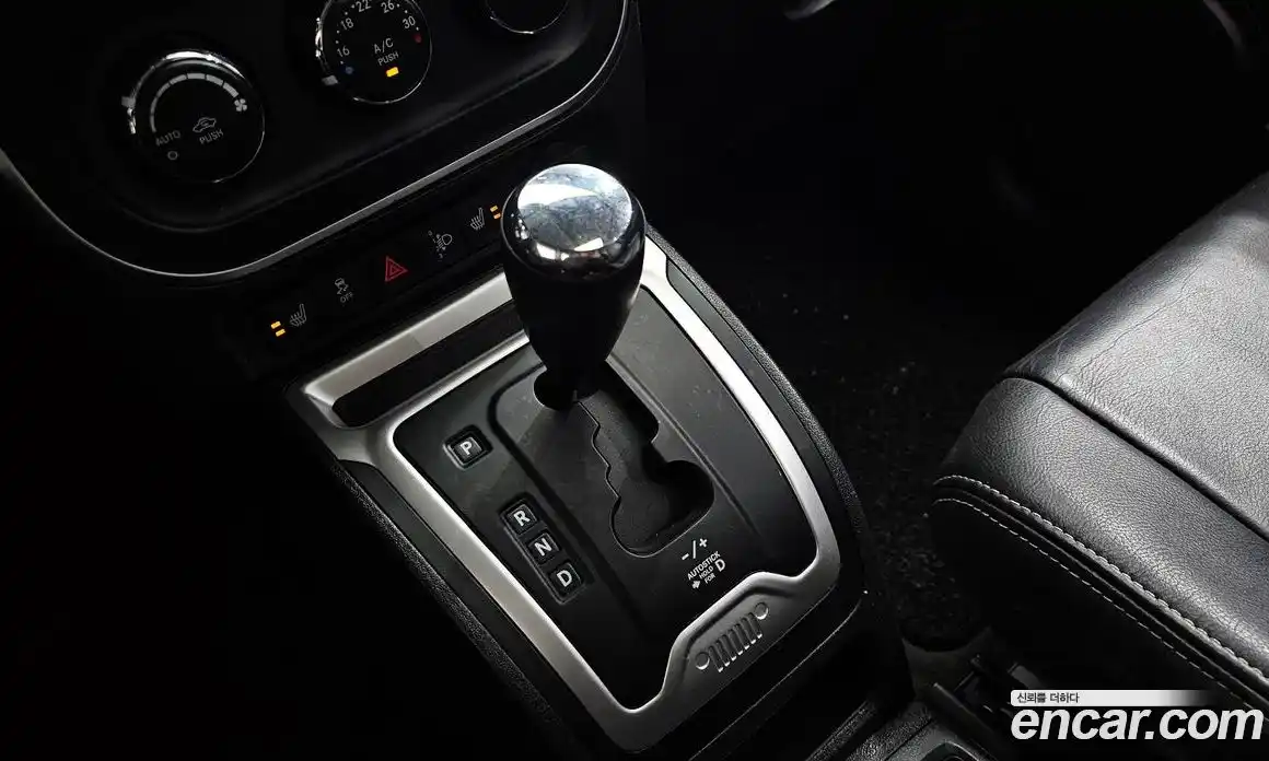 Jeep Compass 2013 2.4 гидро в Москве № 2132790, фото 9