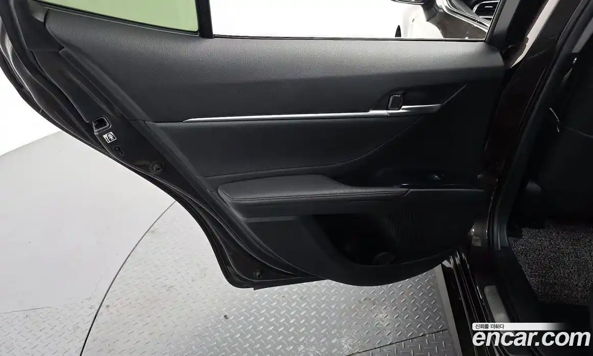 Toyota Camry 2017 2.5 гидро в Москве № 2133079, фото 15