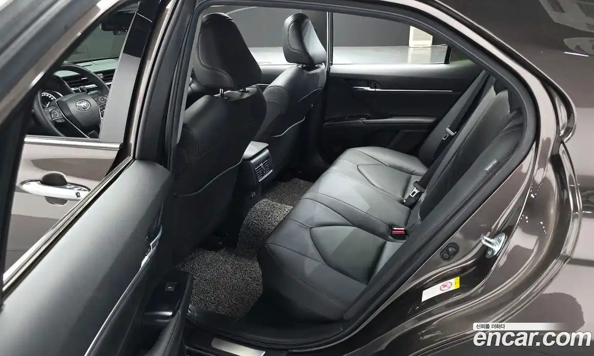 Toyota Camry 2017 2.5 гидро в Москве № 2133079, фото 18