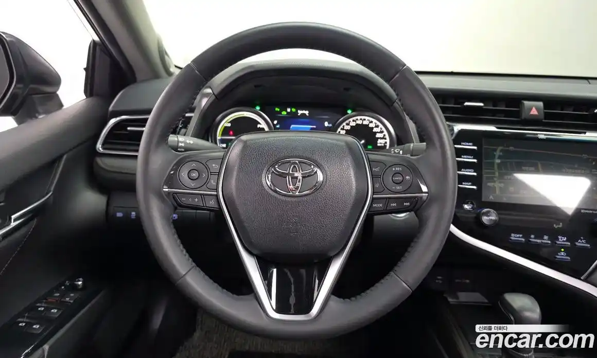 Toyota Camry 2017 2.5 гидро в Москве № 2133079, фото 19