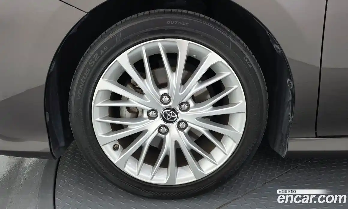 Toyota Camry 2017 2.5 гидро в Москве № 2133079, фото 7