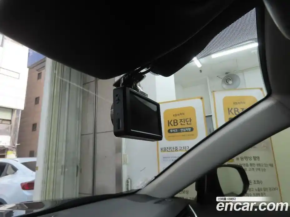 Toyota RAV4 2019 2.5 гидро в Москве № 2133151, фото 17