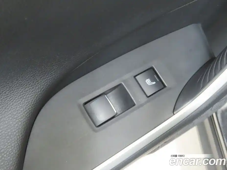Toyota RAV4 2019 2.5 гидро в Москве № 2133151, фото 19