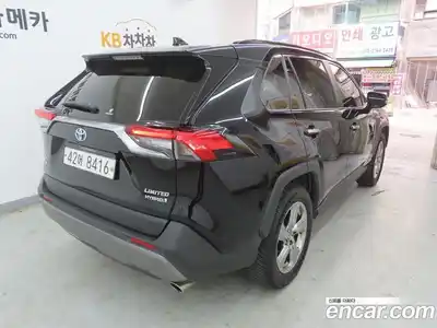 Toyota RAV4 2019 2.5 гидро в Москве № 2133151, миниатюра 4