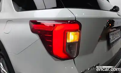 Ford Explorer 2023 2.3 гидро в Москве № 2133368, миниатюра 9