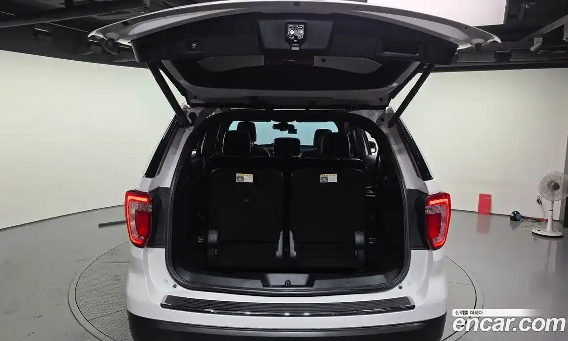 Ford Explorer 2019 2.3 гидро в Москве № 2133600, фото 20