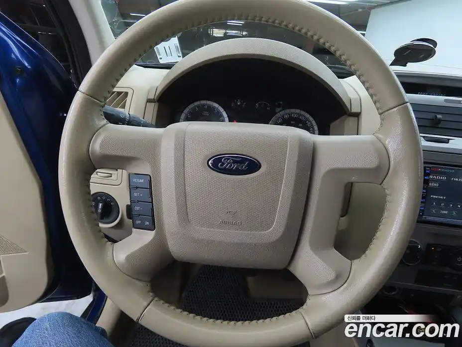 Ford Escape 2008 2.3 гидро в Москве № 2133659, фото 8