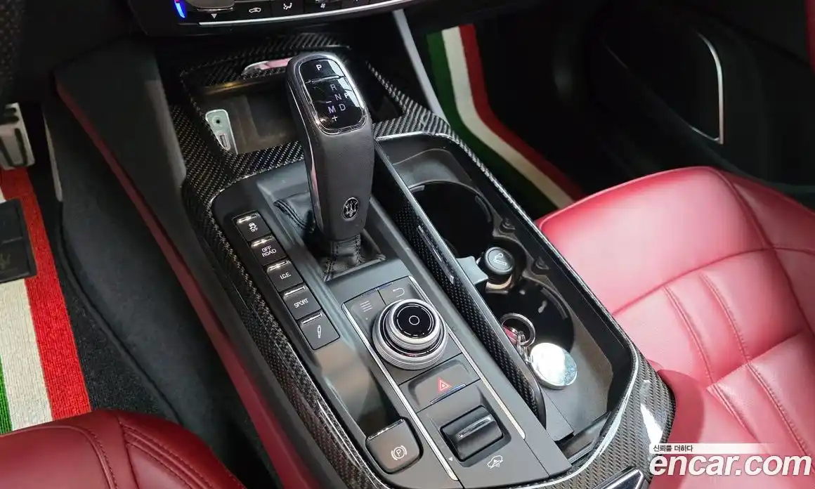 Maserati Levante 2020 3.0 гидро, фото 12