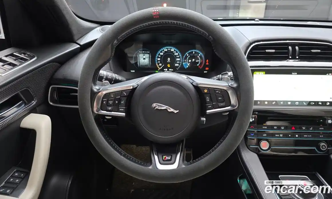 Jaguar F-Pace 2016 3.0 гидро в Москве № 2133945, фото 13