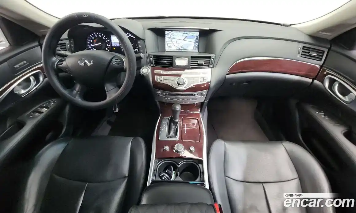 Infiniti Q70 2014 3.7 гидро в Москве № 2134067, фото 7