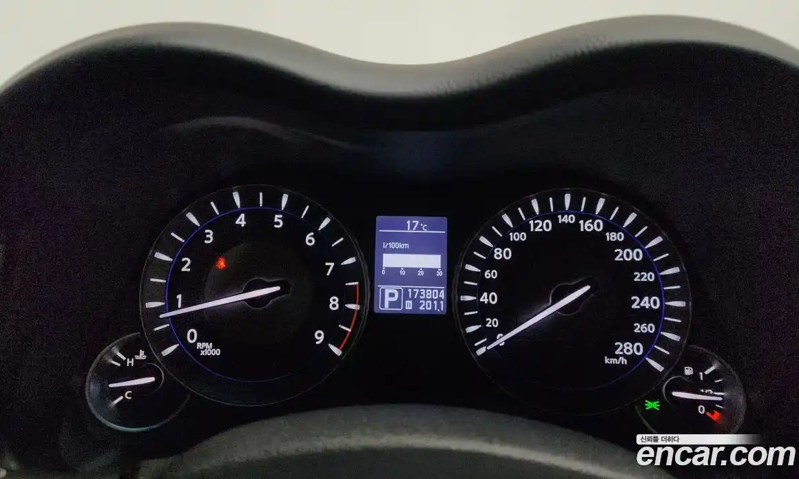 Infiniti Q70 2014 3.7 гидро в Москве № 2134067, фото 8