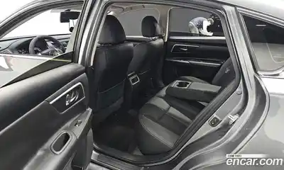 Nissan Altima 2018 2.5 гидро в Москве № 2134351, миниатюра 12