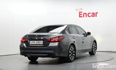 Nissan Altima 2018 2.5 гидро в Москве № 2134351, миниатюра 2
